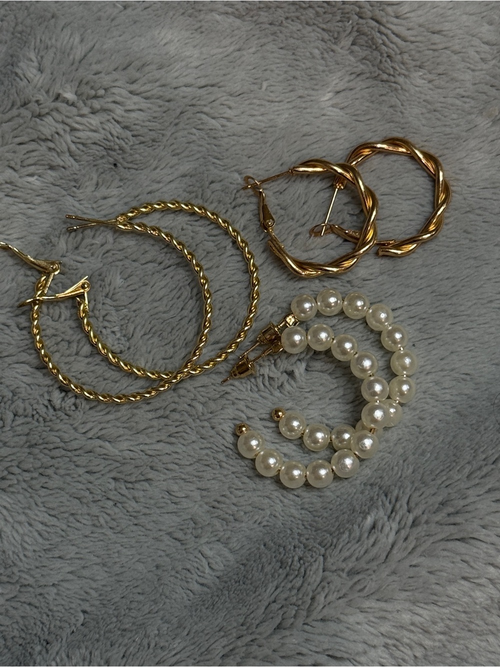 ⭐️New Gold-Tone Hoop Earrings Set – 3 Pairs⭐️